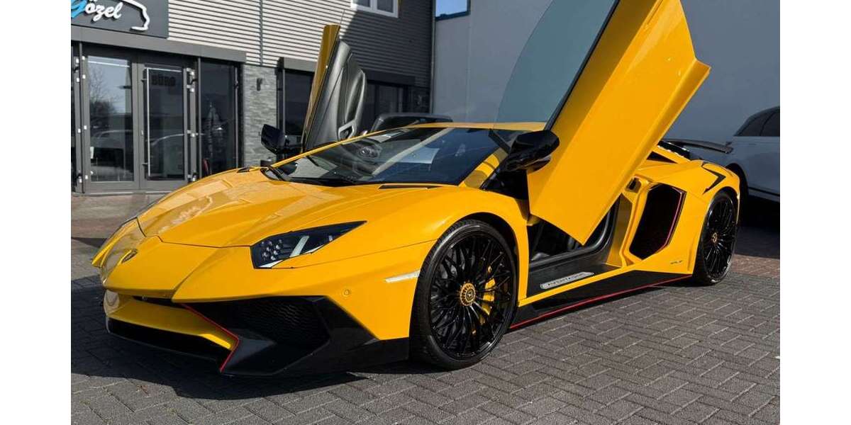 Lamborghini Aventador 111.000 km 247.700 &euro; Gelnhausen 63571