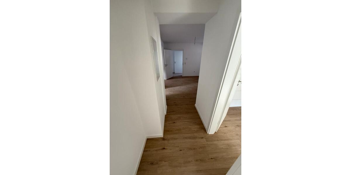 Erdgeschoßwohnung Leidersbach - 2 Zimmer, 75 m&sup2;, 700&euro; | Angebot:26326291