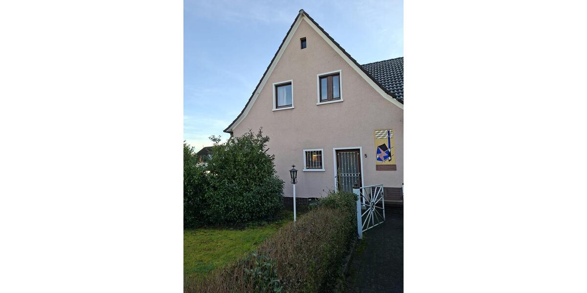 Reihenhaus Aschaffenburg Damm - 6 Zimmer, 153 m&sup2;, 395.000&euro; | Angebot:27165789