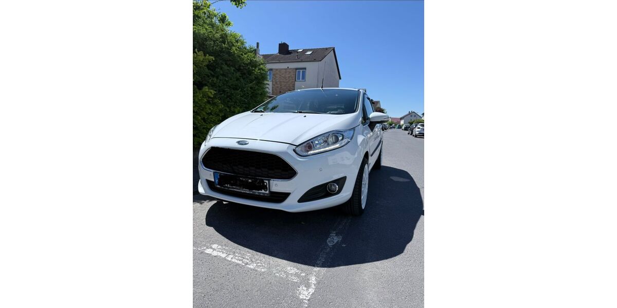 Ford Fiesta 97.700 km 6.500 &euro; Maintal 63477