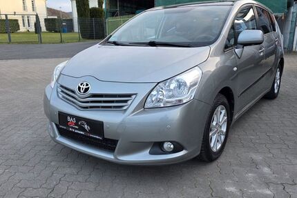 Toyota Verso 136.000 km 8.650 &euro; Klingenberg 63911