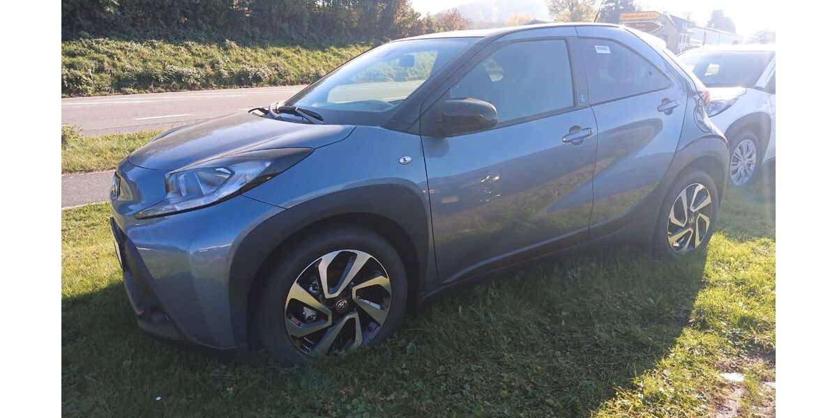 Toyota Aygo (X) 3.950 km 16.440 &euro; Brensbach 64395