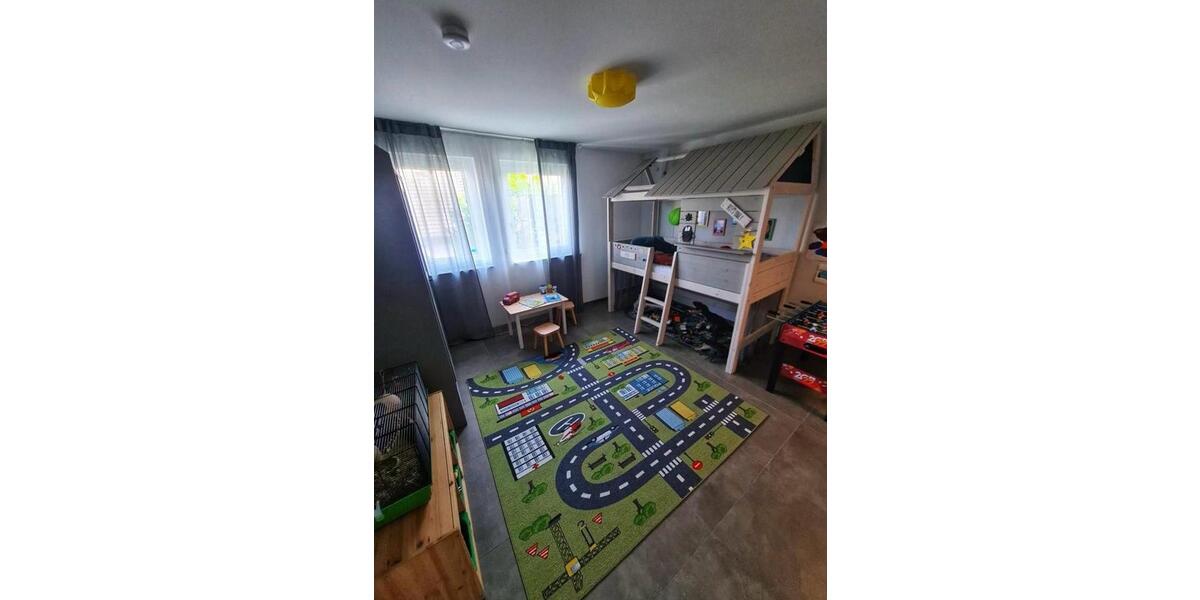 Etagenwohnung Elsenfeld - 4 Zimmer, 120 m&sup2;, 1.250&euro; | Angebot:25942820