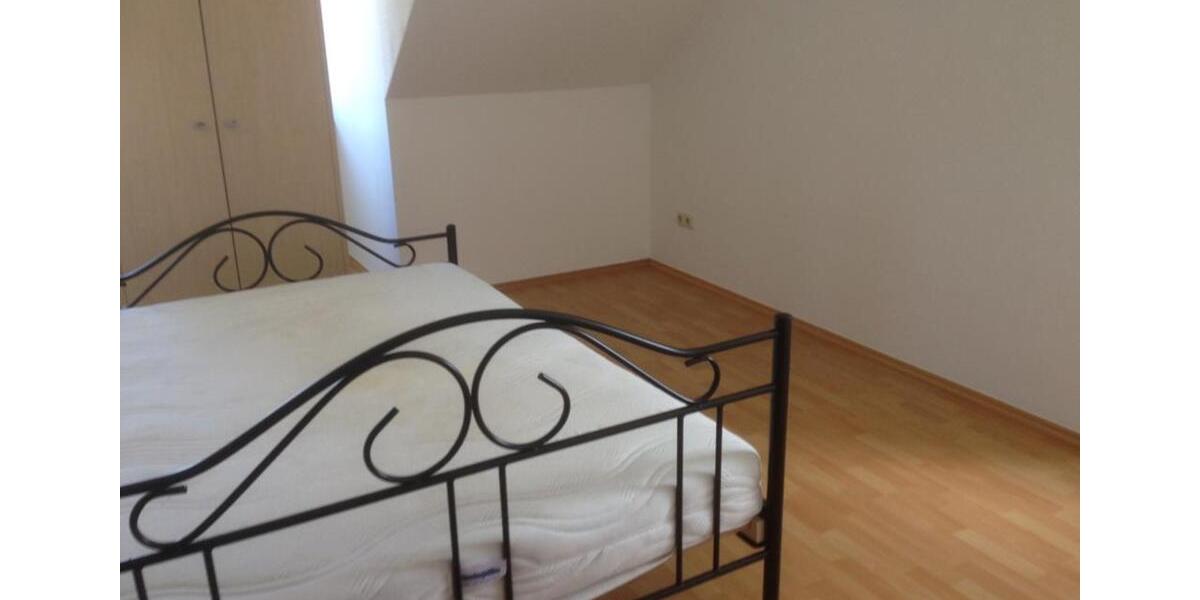 Dachgeschoßwohnung Erlenbach am Main - 3 Zimmer, 72 m&sup2;, 199.000&euro; | Angebot:19179690