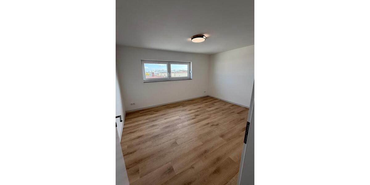 Etagenwohnung Dieburg - 5 Zimmer, 150 m&sup2;, 1.600&euro; | Angebot:25759562