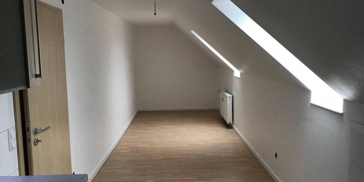 Etagenwohnung Rödermark Ober-Roden - 2 Zimmer, 80 m&sup2;, 880&euro; | Angebot:25996666