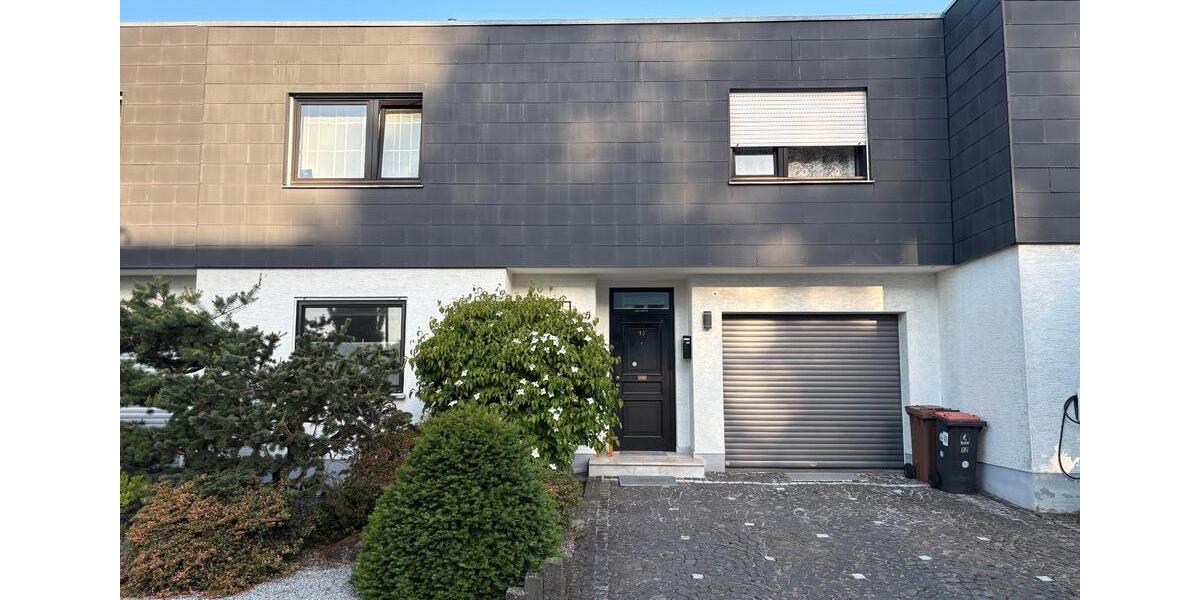 Reihenhaus Hanau Groß-Steinheim - 5 Zimmer, 200 m&sup2;, 675.000&euro; | Angebot:26856083