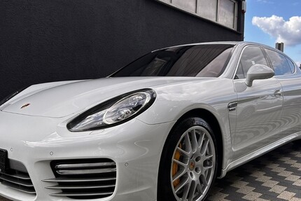 Porsche Panamera 167.000 km 43.000 &euro; Mespelbrunn 63875
