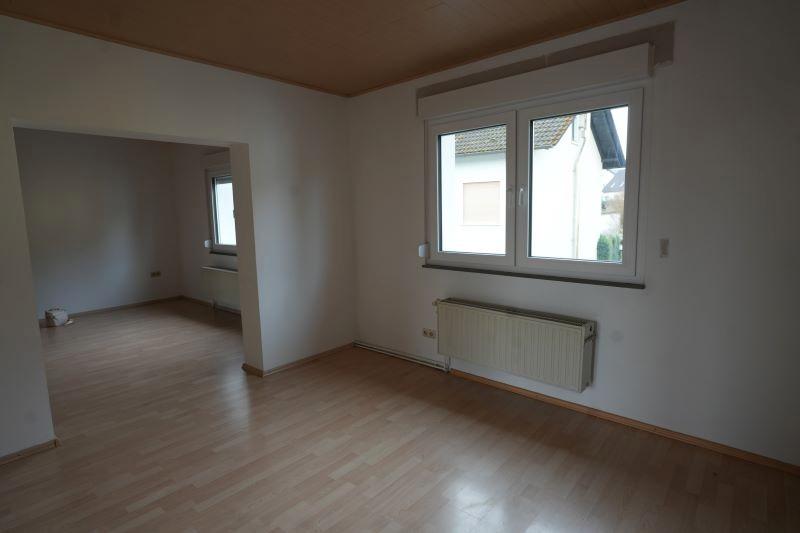 Etagenwohnung Maintal - 3 Zimmer, 80 m&sup2;, 900&euro; | Angebot:24610126