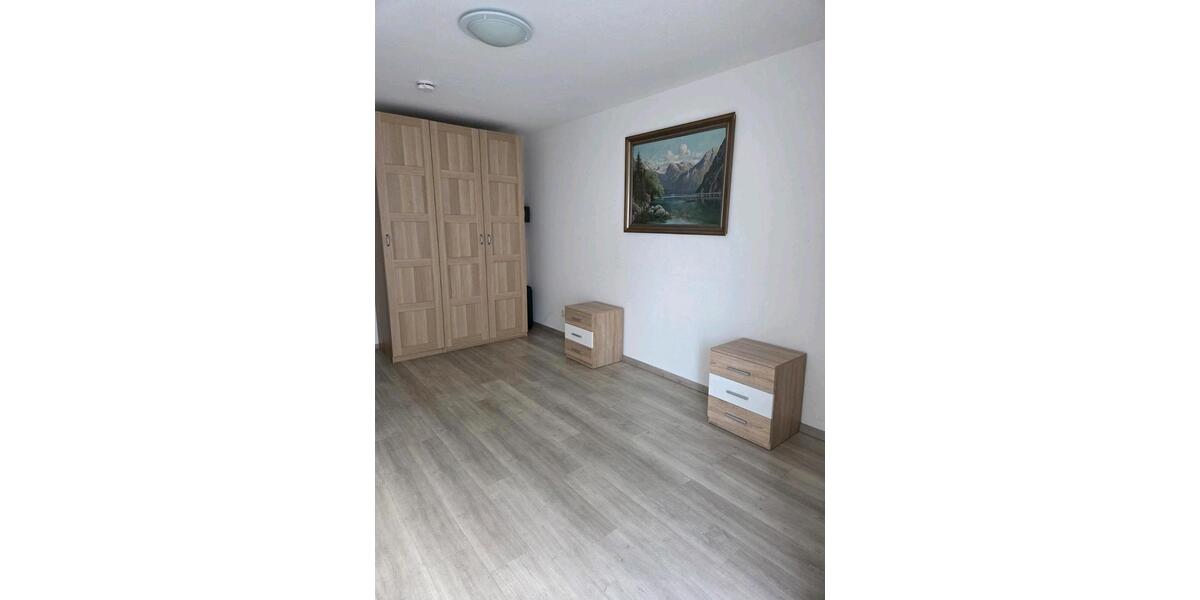 Etagenwohnung Freigericht - 2 Zimmer, 80 m&sup2;, 1.195&euro; | Angebot:25613872