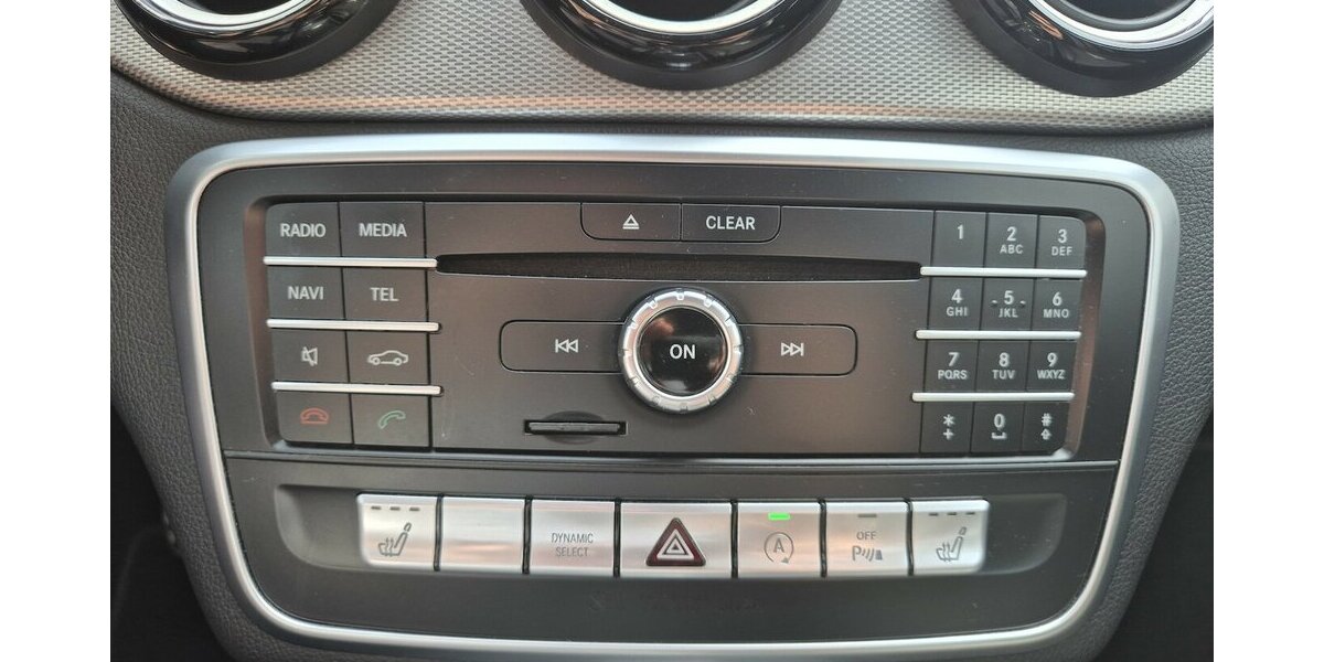Mercedes-Benz A 200 BlueEfficiency, AMG-Line, LED, Klima, Navi, 91.800 km 17.790 &euro; Rodgau 63110