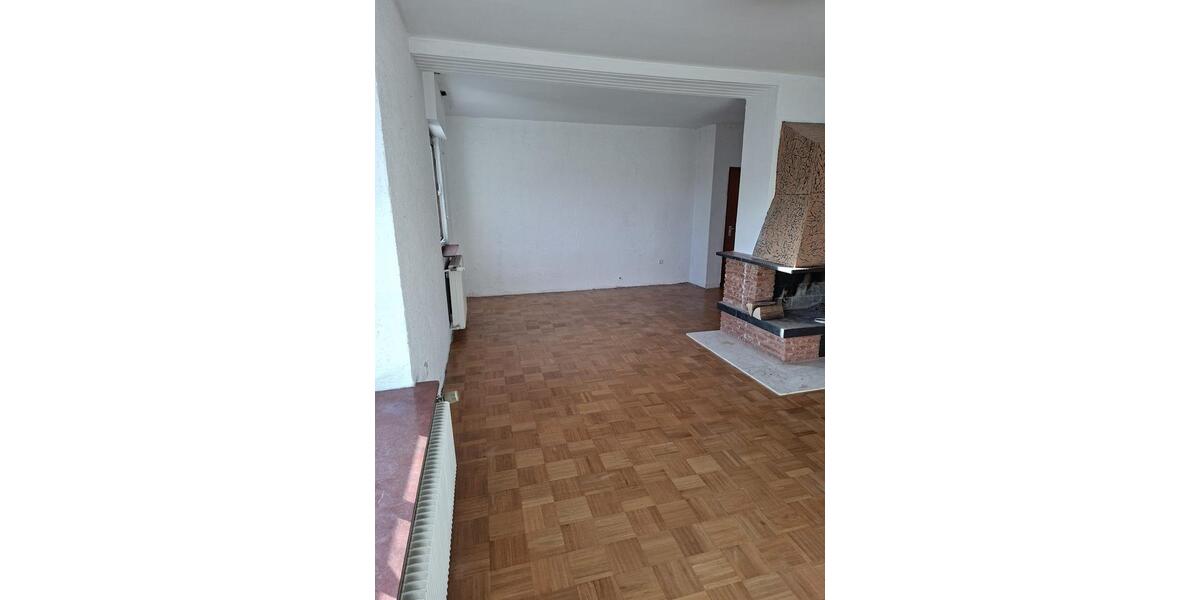 Reihenhaus Aschaffenburg Damm - 6 Zimmer, 153 m&sup2;, 395.000&euro; | Angebot:27165789