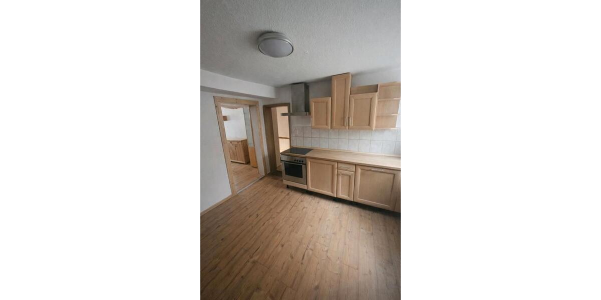 Reihenhaus Klingenberg am Main - 4 Zimmer, 90 m&sup2;, 100.000&euro; | Angebot:25636818