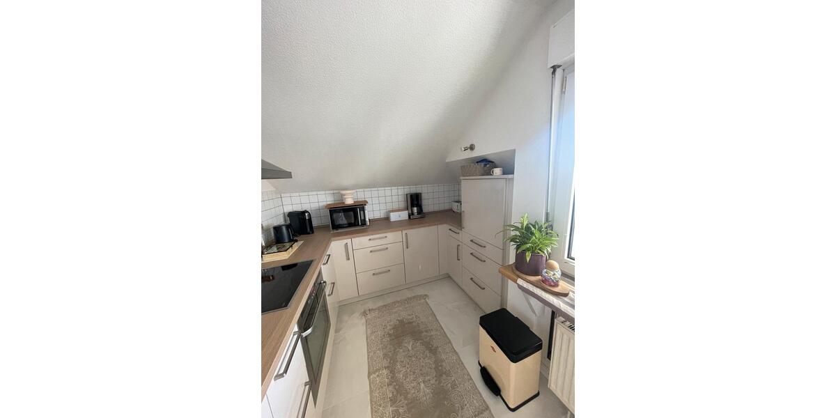 Dachgeschoßwohnung Großwallstadt - 4 Zimmer, 75 m&sup2;, 285.000&euro; | Angebot:27189798