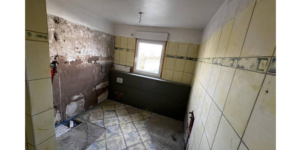 Etagenwohnung Bruchköbel - 5 Zimmer, 160 m&sup2;, 2.240&euro; | Angebot:26171208