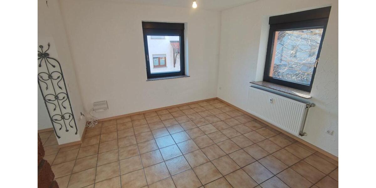 Etagenwohnung Johannesberg - 3 Zimmer, 84 m&sup2;, 740&euro; | Angebot:26083673