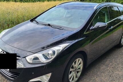 Hyundai i40 214.500 km 4.290 &euro; Babenhausen 64832