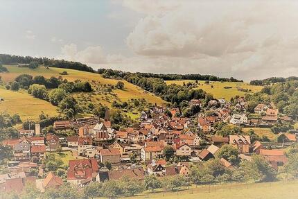 Wohnung Mespelbrunn - 4 Zimmer, 105 m&sup2;, 830&euro; | Angebot:26234782