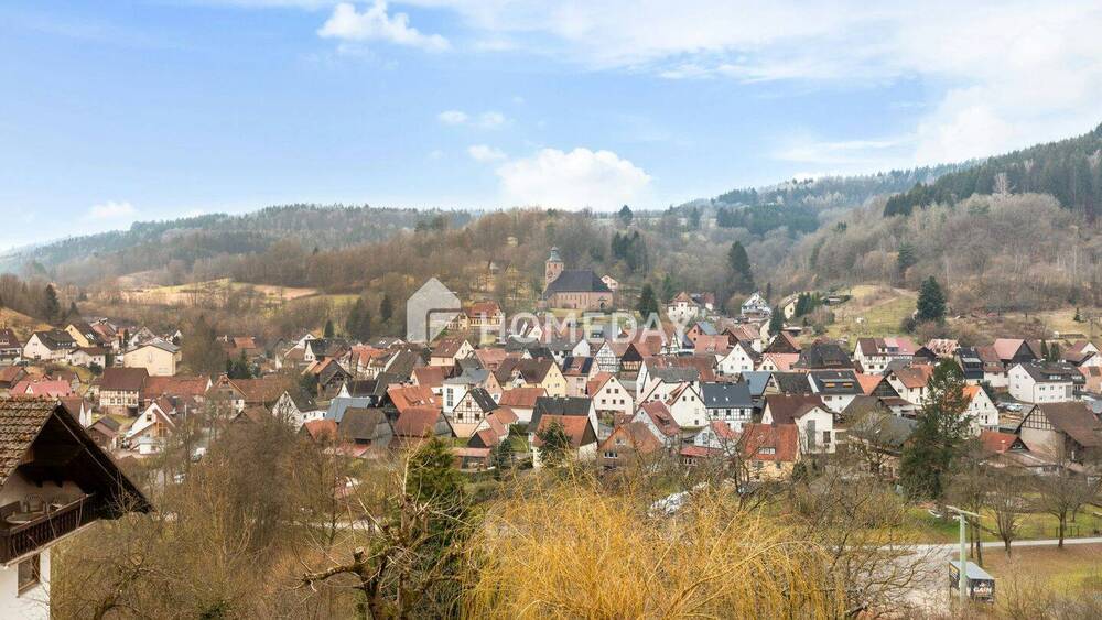 Einfamilienhaus Neuhütten - 7 Zimmer, 195 m&sup2;, 660.000&euro; | Angebot:25732674