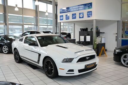 Ford Mustang 176.806 km 14.900 &euro; Obertshausen 63179