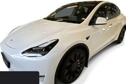 Tesla Model Y 40.481 km 36.200 &euro; Hanau 63457
