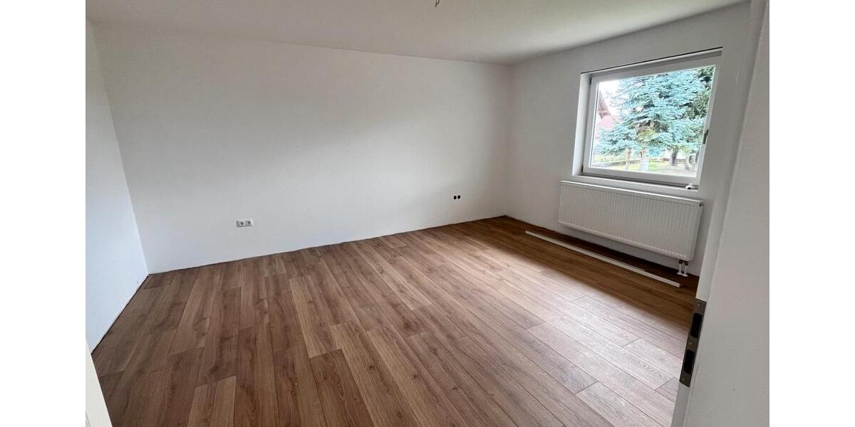 Erdgeschoßwohnung Röllbach - 5 Zimmer, 118 m&sup2;, 1.150&euro; | Angebot:26300377