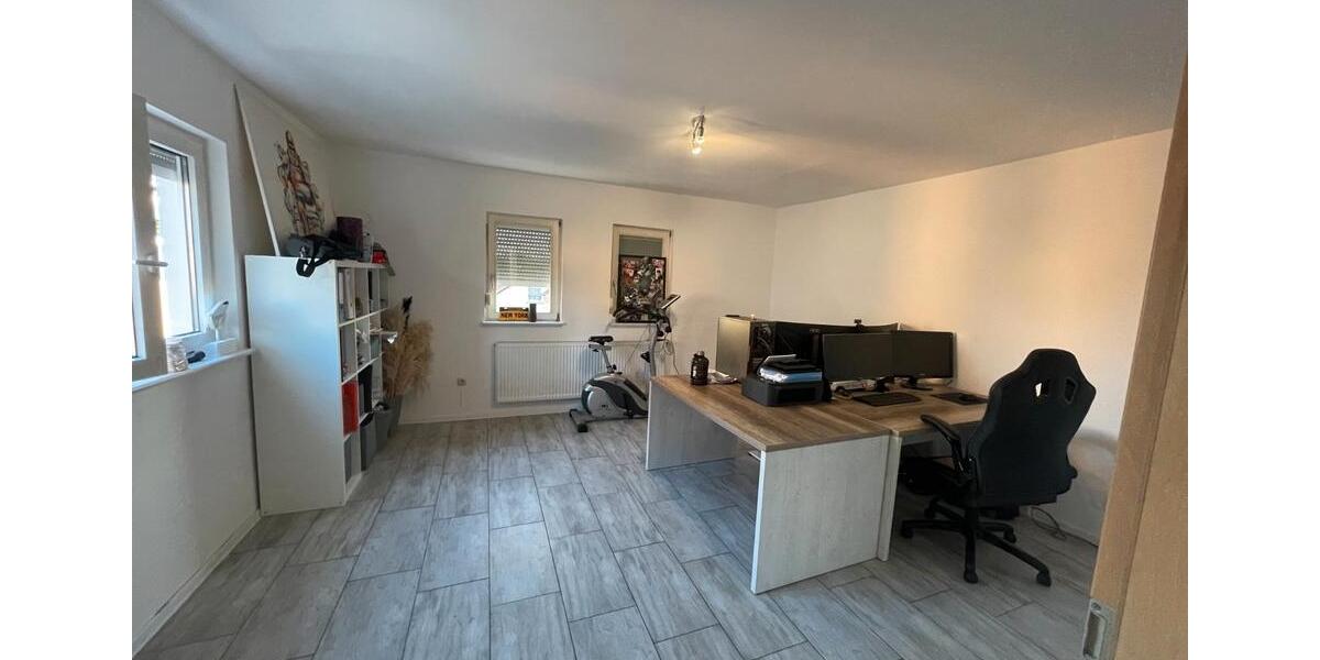 Mehrfamilienhaus, Wohnhaus Gründau - 6 Zimmer, 195 m&sup2;, 450.000&euro; | Angebot:27084228
