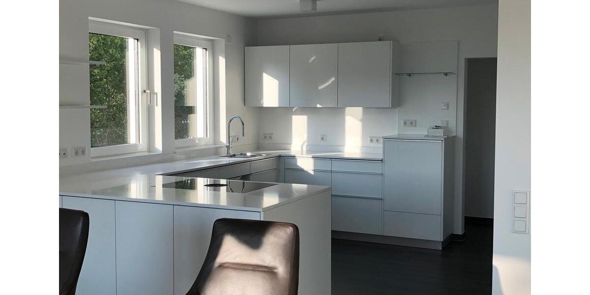 Einfamilienhaus Bürgstadt - 9 Zimmer, 300 m&sup2;, 2.950&euro; | Angebot:24940965