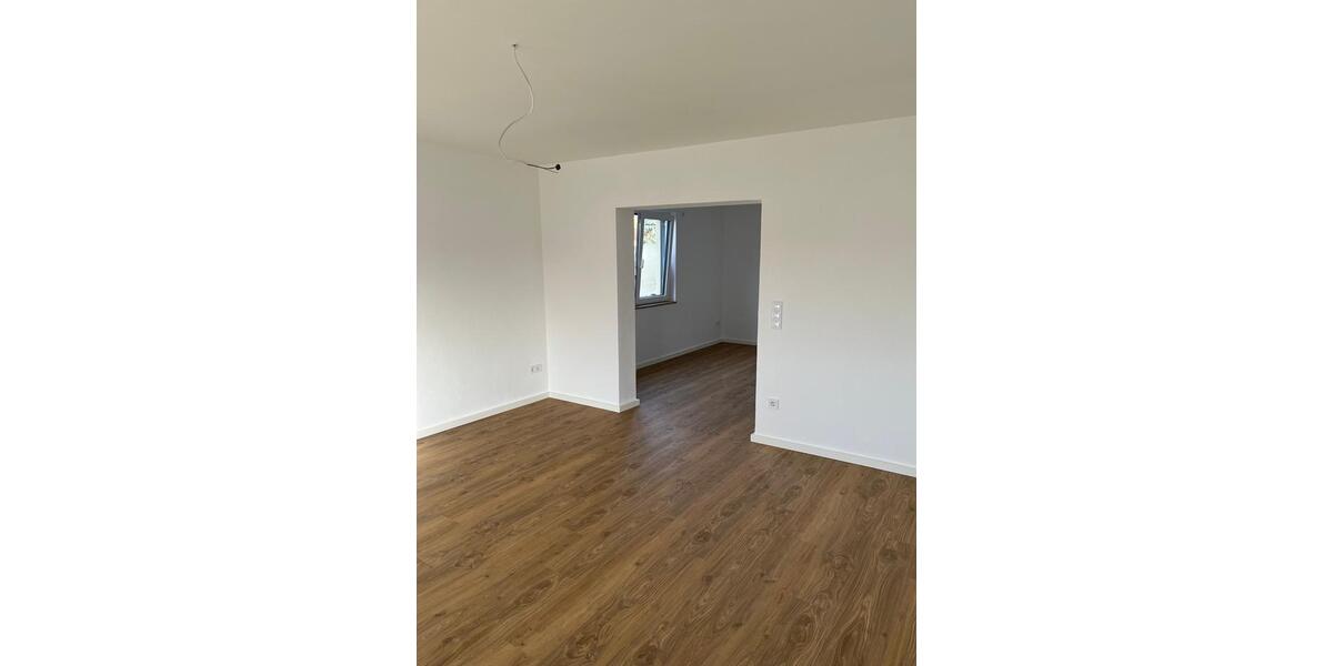 Etagenwohnung Kleinwallstadt - 3 Zimmer, 85 m&sup2;, 850&euro; | Angebot:26040559