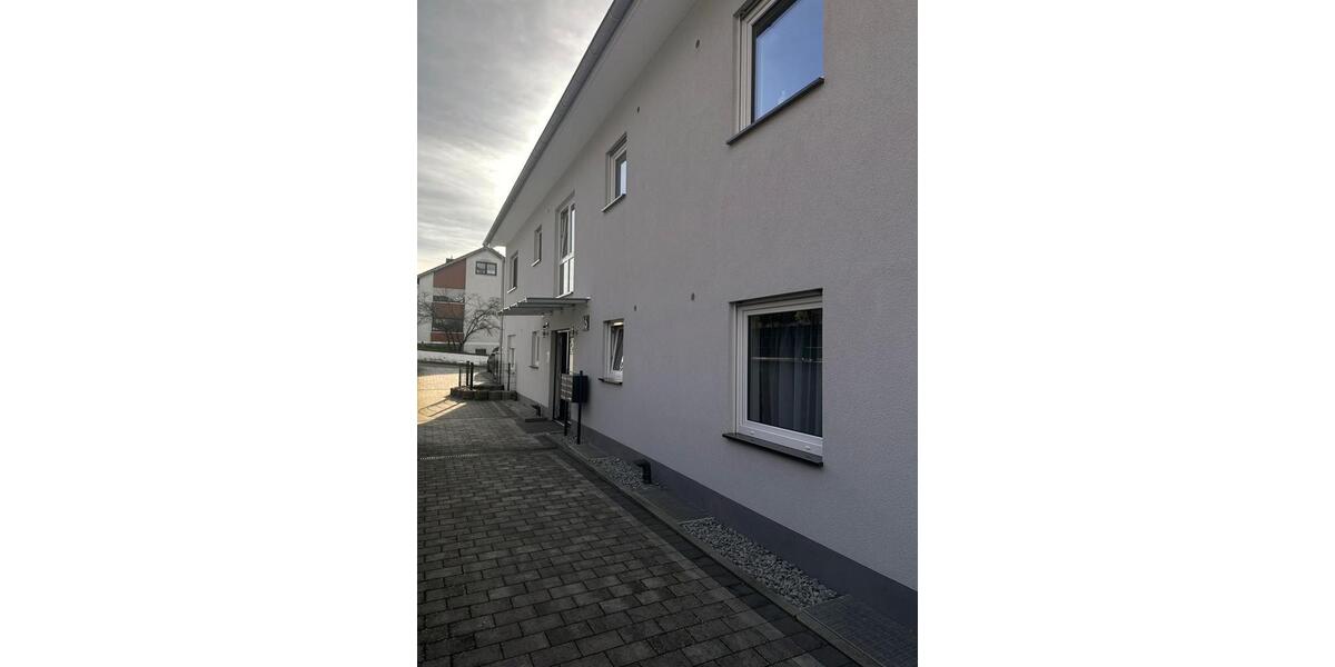 Dachgeschoßwohnung Klingenberg am Main - 2 Zimmer, 67 m&sup2;, 700&euro; | Angebot:26035495