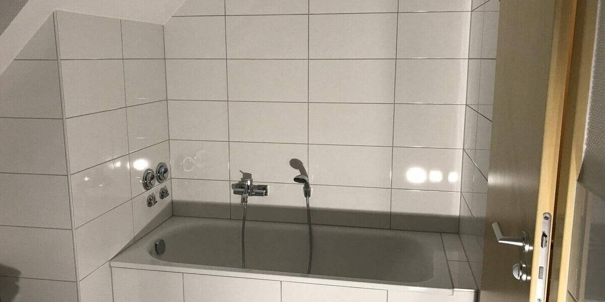 Etagenwohnung Rödermark Ober-Roden - 2 Zimmer, 80 m&sup2;, 880&euro; | Angebot:25996666