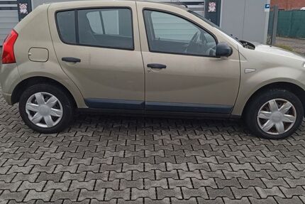 Dacia Sandero 187.000 km 1.050 &euro; Hanau 63452