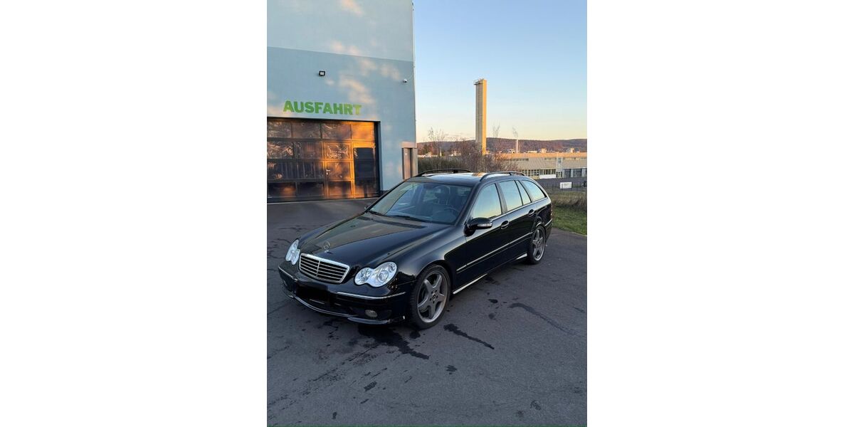 Mercedes-Benz C 32 AMG 273.682 km 9.800 &euro; Rodgau 63110