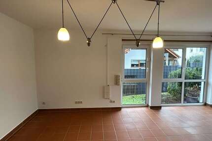 Wohnung Hanau Groß-Steinheim - 3 Zimmer, 75 m&sup2;, 700&euro; | Angebot:26230896