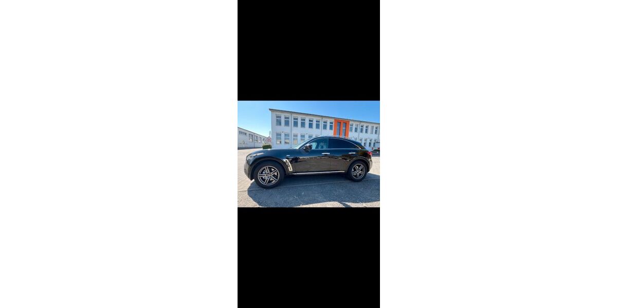 INFINITI FX 227.000 km 10.500 &euro; Maintal 63477