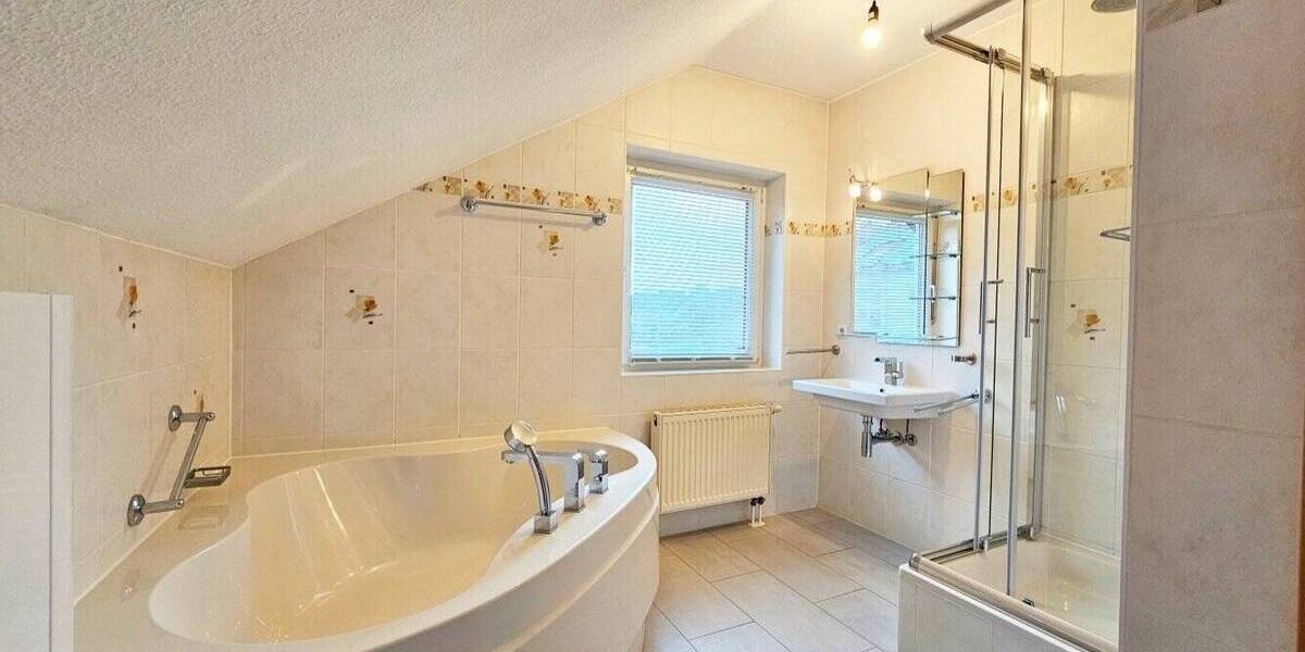 Einfamilienhaus Bad König Nieder-Kinzig - 6 Zimmer, 120 m&sup2;, 398.000&euro; | Angebot:25743241