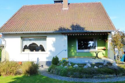 Haus Hasselroth - 7 Zimmer, 140 m&sup2;, 429.000&euro; | Angebot:25808101