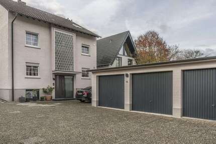 Haus Dietzenbach - 10 Zimmer, 252 m&sup2;, 899.000&euro; | Angebot:24605034