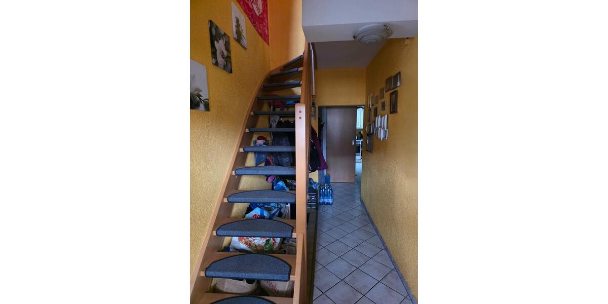 Reihenhaus Hasselroth - 5.5 Zimmer, 130 m&sup2;, 215.000&euro; | Angebot:26133953