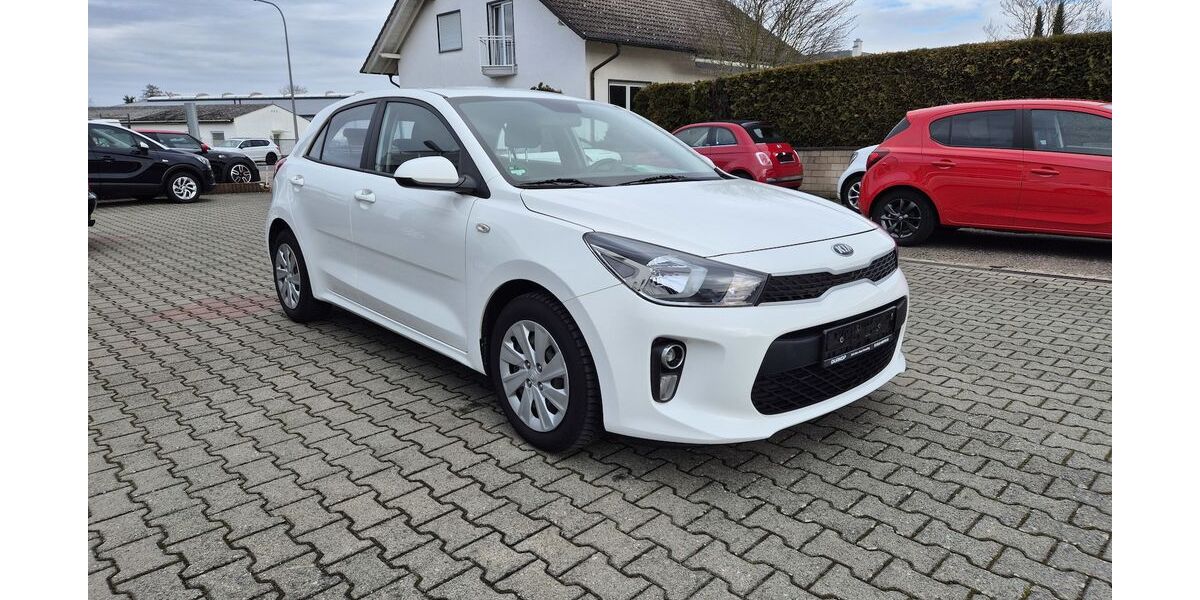 Kia Rio 94.361 km 8.890 &euro; Rodgau 63110