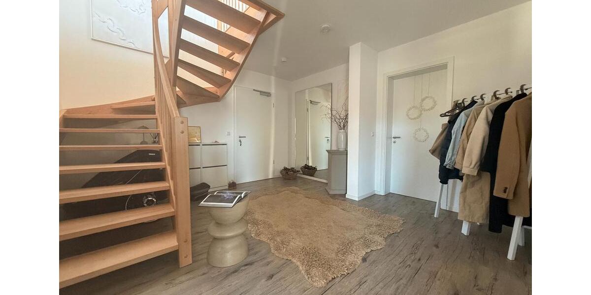 Maisonettenwohnung Gelnhausen - 4 Zimmer, 149 m&sup2;, 1.700&euro; | Angebot:26652669