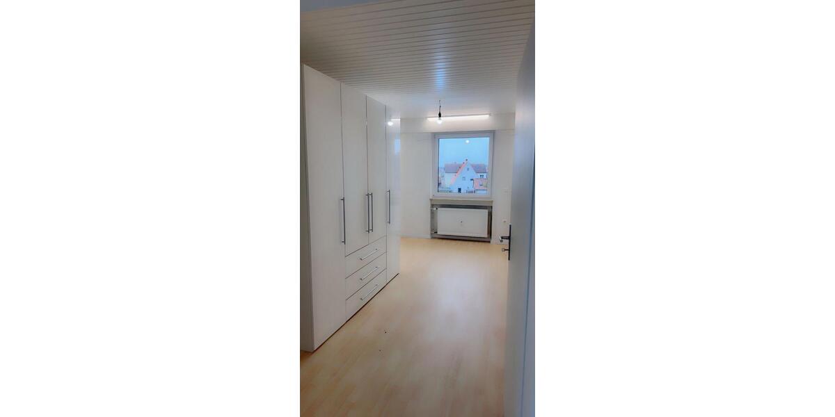 Etagenwohnung Karlstein am Main - 4 Zimmer, 91 m&sup2;, 1.250&euro; | Angebot:25856499