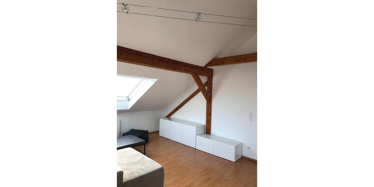 Dachgeschoßwohnung Hanau Kesselstadt - 2 Zimmer, 63 m&sup2;, 730&euro; | Angebot:26295558