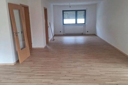 Wohnung Karlstein am Main - 4 Zimmer, 110 m&sup2;, 1.300&euro; | Angebot:25285964