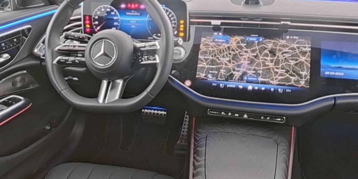 Mercedes-Benz E 300 T e AMG PREMIUM+ AIRMATIC-SUPERSCREEN-4D! 4.940 km 58.789 &euro; Groß-Umstadt 64823