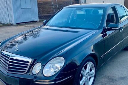 Mercedes-Benz E 200 106.000 km 9.900 &euro; Groß-Zimmern 64846