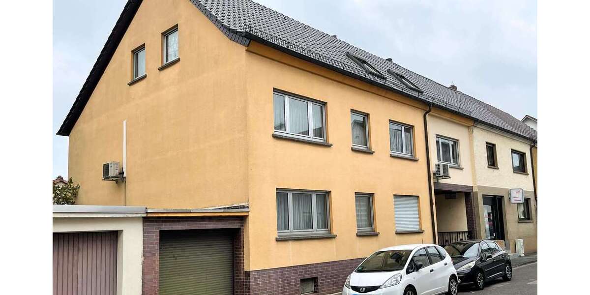Einfamilienhaus Hanau Großauheim - 15 Zimmer, 300 m&sup2;, 975.000&euro; | Angebot:27312440