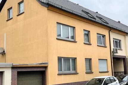 Haus Hanau Großauheim - 15 Zimmer, 300 m&sup2;, 975.000&euro; | Angebot:27312440