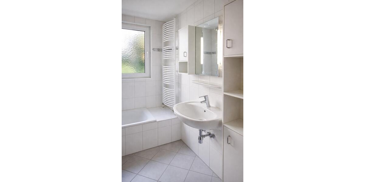 Etagenwohnung Dietzenbach - 5.5 Zimmer, 141 m&sup2;, 279.000&euro; | Angebot:25637632