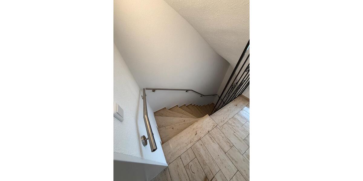 Etagenwohnung Kleinwallstadt - 3 Zimmer, 70 m&sup2;, 900&euro; | Angebot:25103240